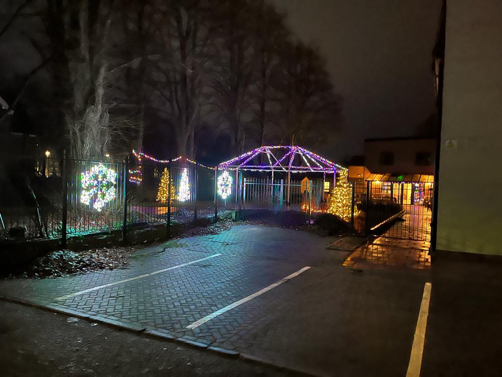 Festive decorations in care homes, Christmas at Riseley House