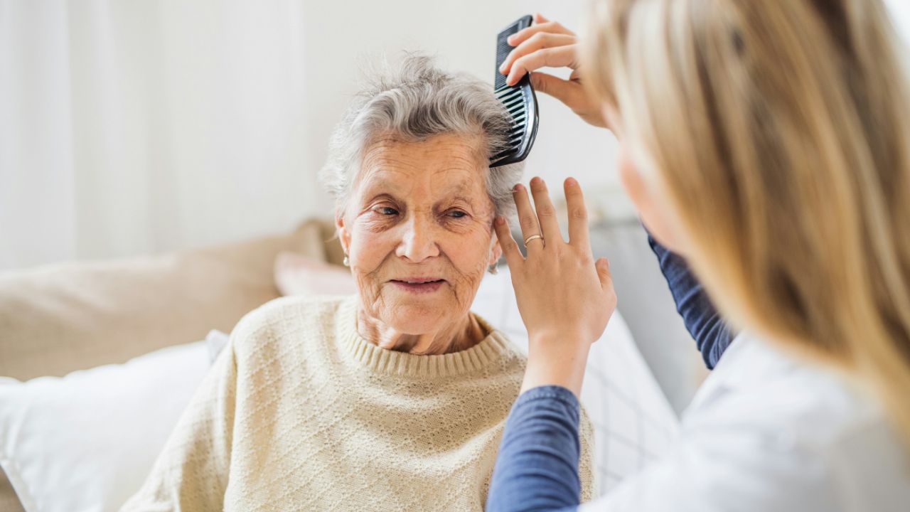 Signs relative needs care in Macclesfield - early signs of dementia